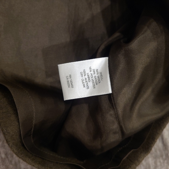 Lord &Taylor skirt size 10 - Picture 4 of 5